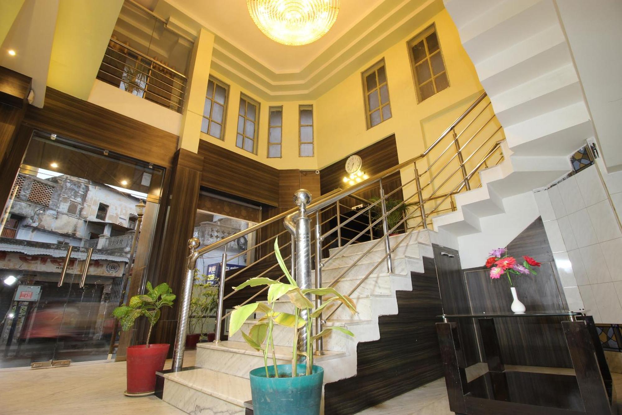Hotel O Blue Diamond 瓦拉纳西 外观 照片